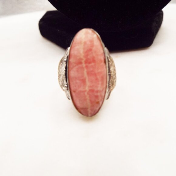 1930'S UNCAS STERLING *DECO* ANGEL SKIN CORAL OVAL CARVED STONE SZ.6.25 RING 35